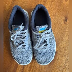 Nike flex contact kids 3.5